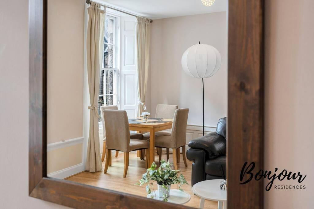 Monge Suite Old Town 2Br-1Ba, Near Royal Mile By Bonjour Residences Edimburgo Exterior foto